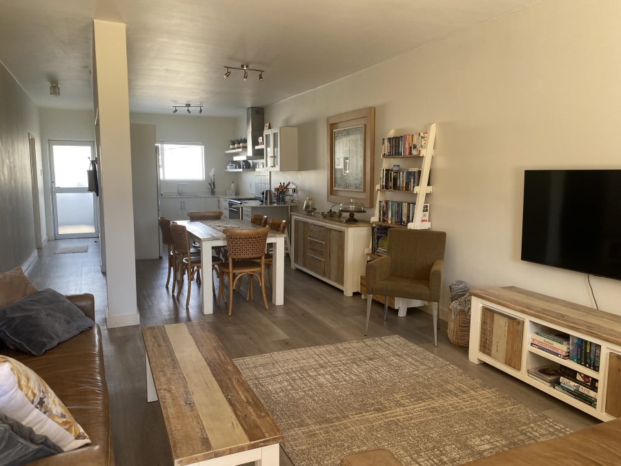 To Let 2 Bedroom Property for Rent in Van Riebeeckstrand Western Cape